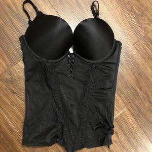 NWOT VS push-up corset DISCONTINUED 🌹